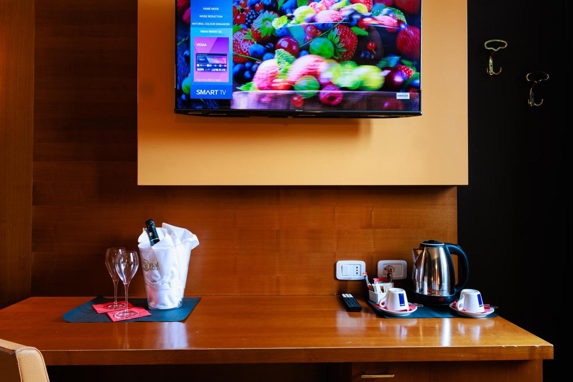 Hotel Villa Delle Rose - Malpensa Oleggio Extérieur photo