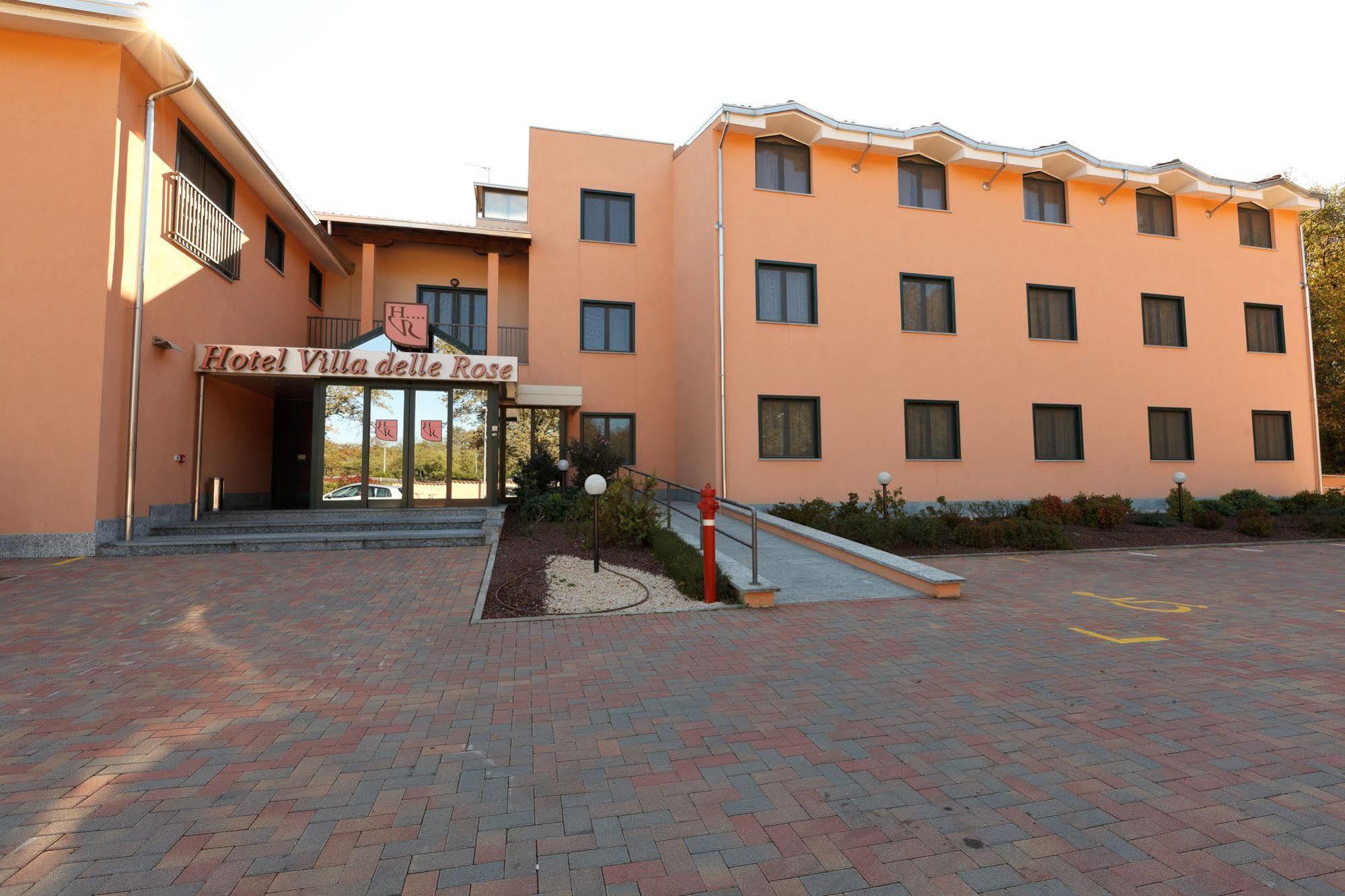 Hotel Villa Delle Rose - Malpensa Oleggio Extérieur photo